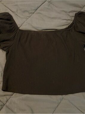 wild fable Black Ribbed Puff-Sleeve Crop Top